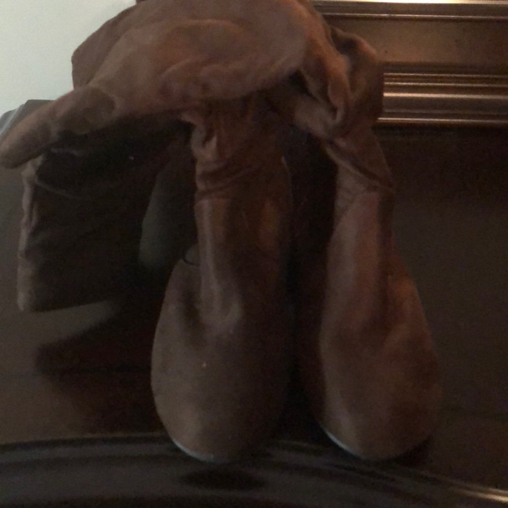 Brown boots